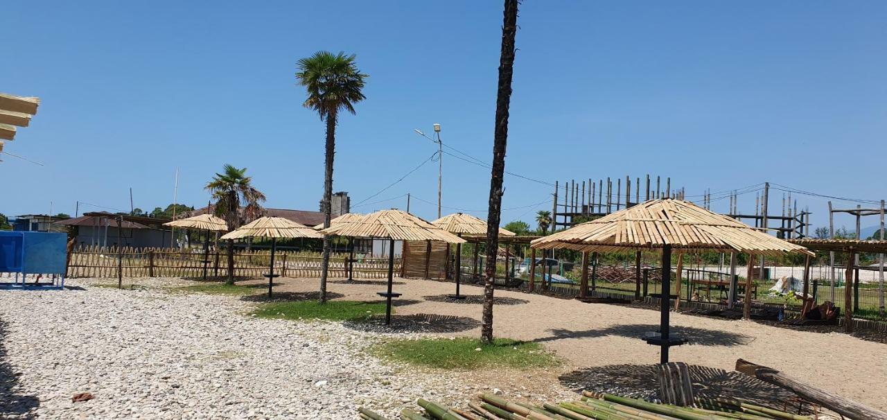 Gud House Hotel Gudauta Exterior foto